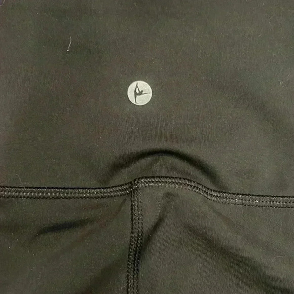 90 degree and Yogalicious leggings bundle size XS. In great condition! - Picture 4 of 7